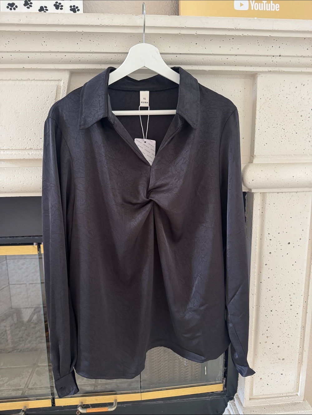 Black Twist-Detail Long-Sleeve workwear Blouse